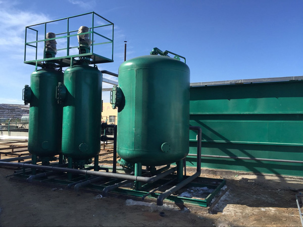 ���̰���