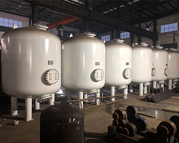 ��³ʯ����³������������װ��